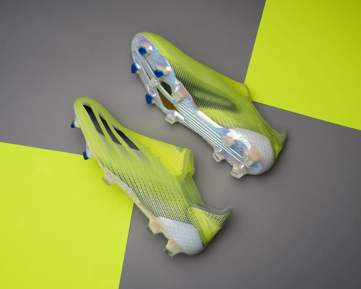 post card Loja de futebol online - Futbol Emotion PT - Blogs de futebol - Mercurial 21 VS adidas X ghosted - 4.webp