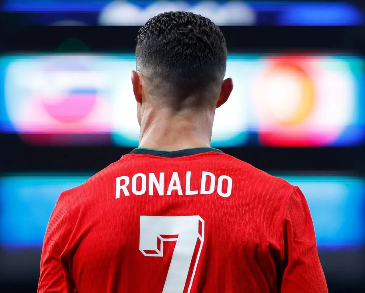 post card post-info-euro-2024-cr7jpg5.webp