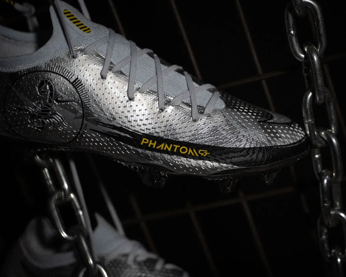 post card post-botas-para-ies-anchos-nike-phantom-gt.webp