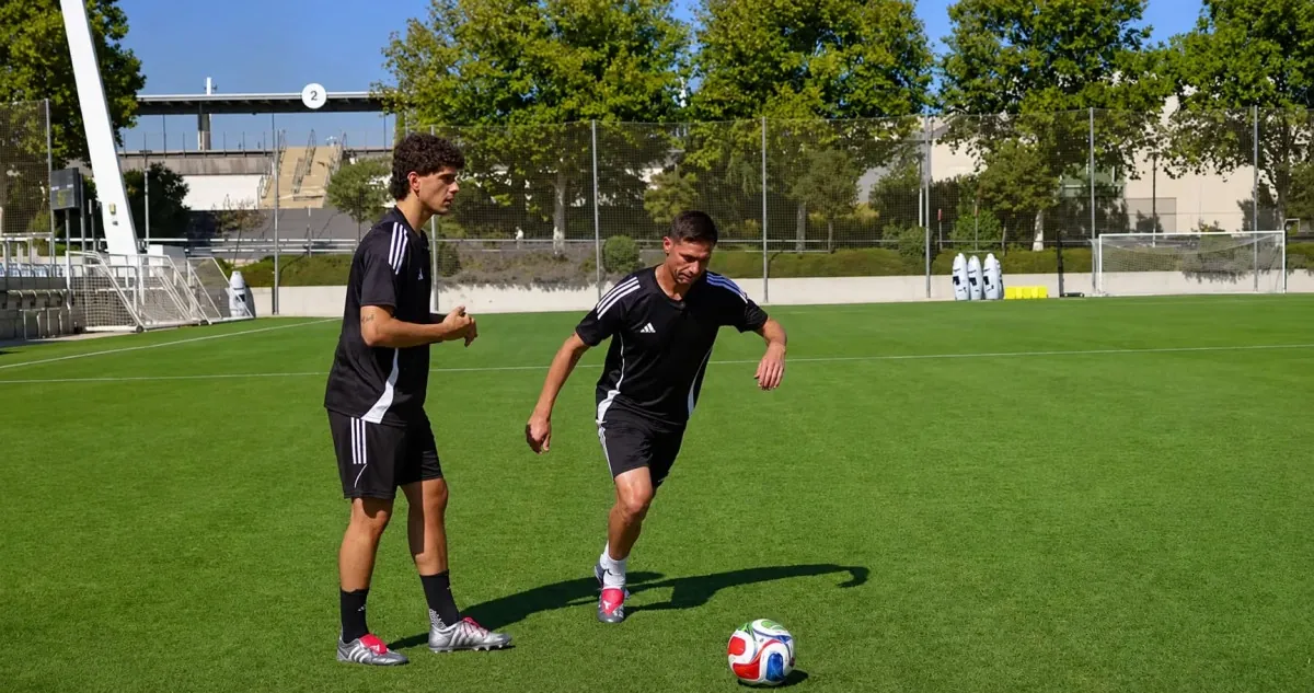 How to practise football passes like a pro