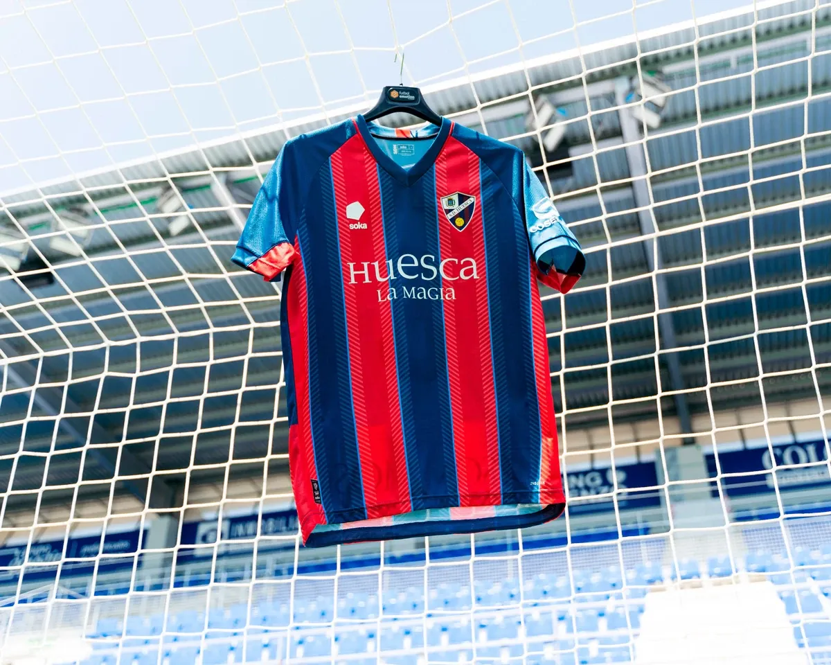 Huesca is real football: Soka presents the new Sd Huesca jersey