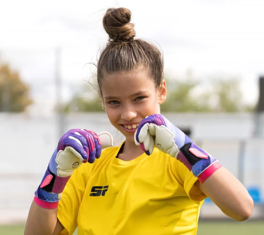post card Día-Internacional-de-la-Mujer-futbolemotion-6.webp
