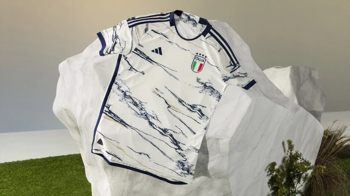 It's finally here: the new Azzurri jersey!