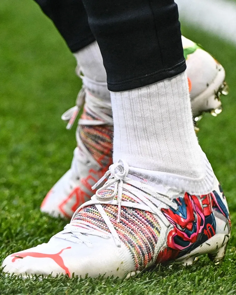 Look at that Champions League boot!