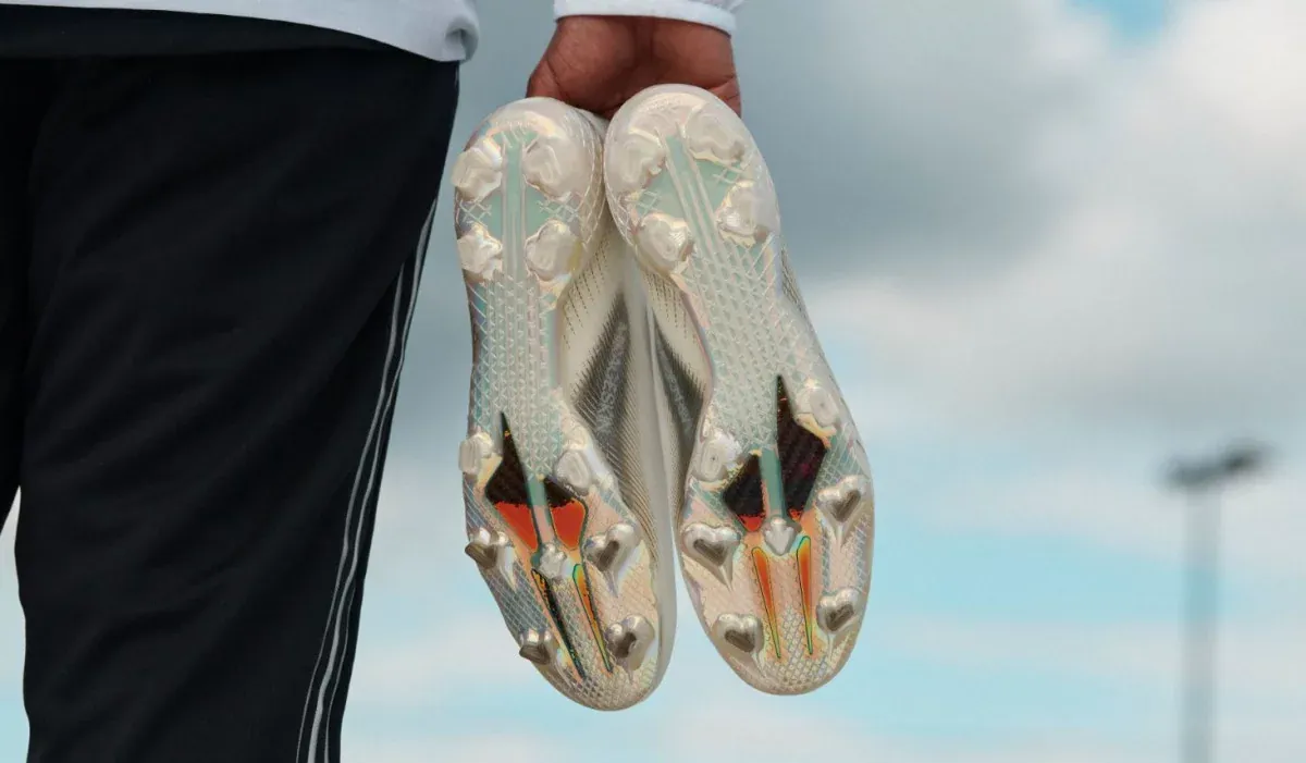 post card adidas-X-Ghosted-futbolemotion-3.webp