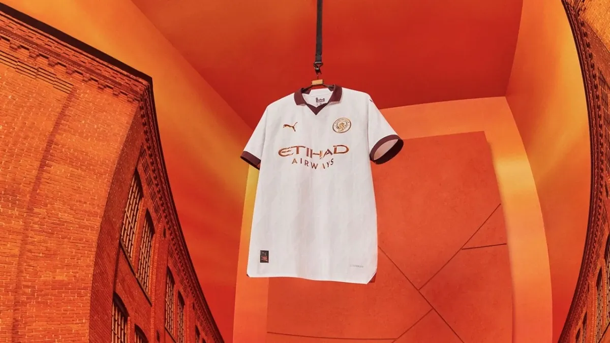 New away jersey for Manchester City
