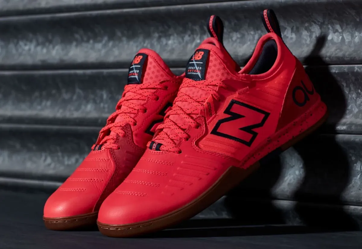 post card New-Balance-Audazo-Pro-Suede-futbolemotion-1.webp