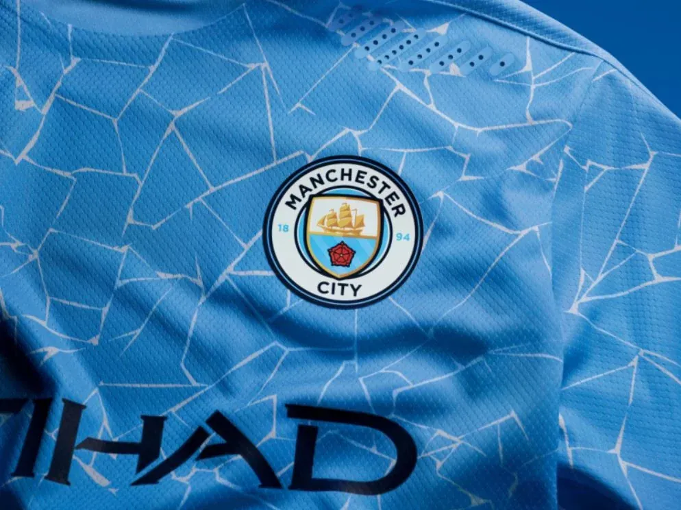 post card camiseta-manchester-city-2021-futbolemotion-1.webp