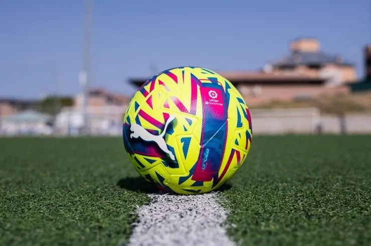 New La Liga Puma Orbita winter football