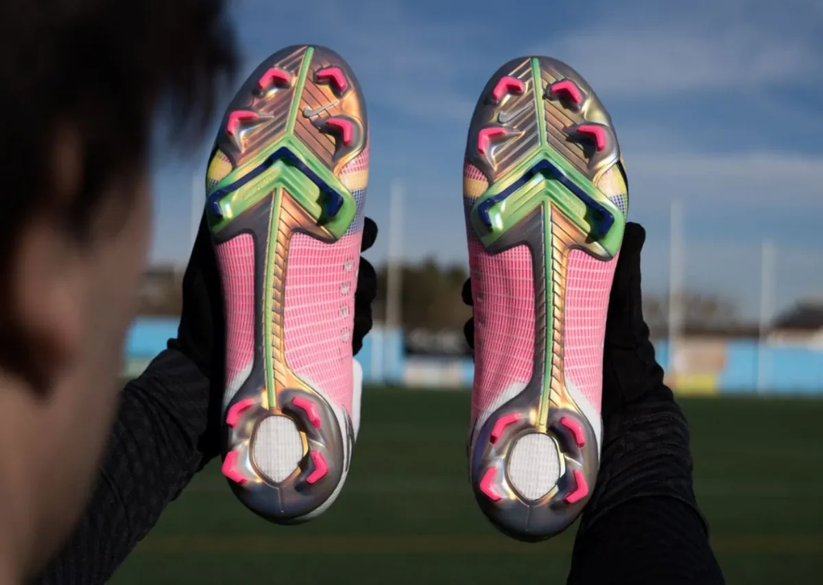 post card Nuevas-Nike-Mercurial-21-Dragonfly-4.webp
