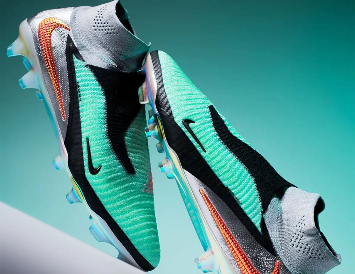 New Nike Phantom 6