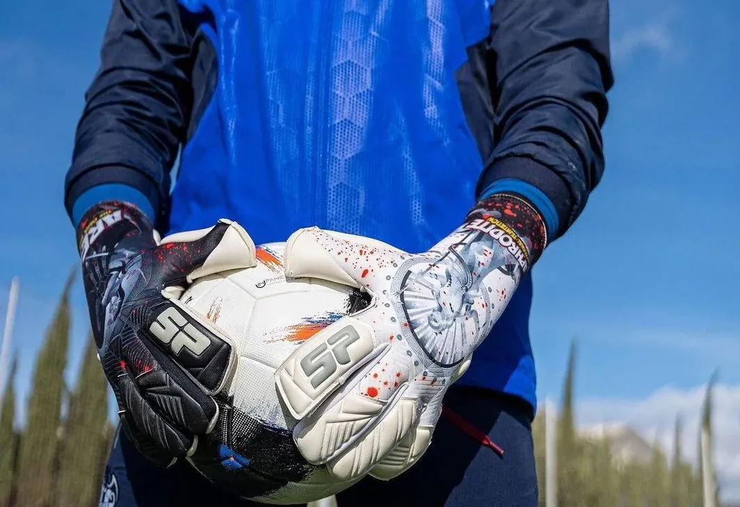 New SP gloves for Dani Cardenas