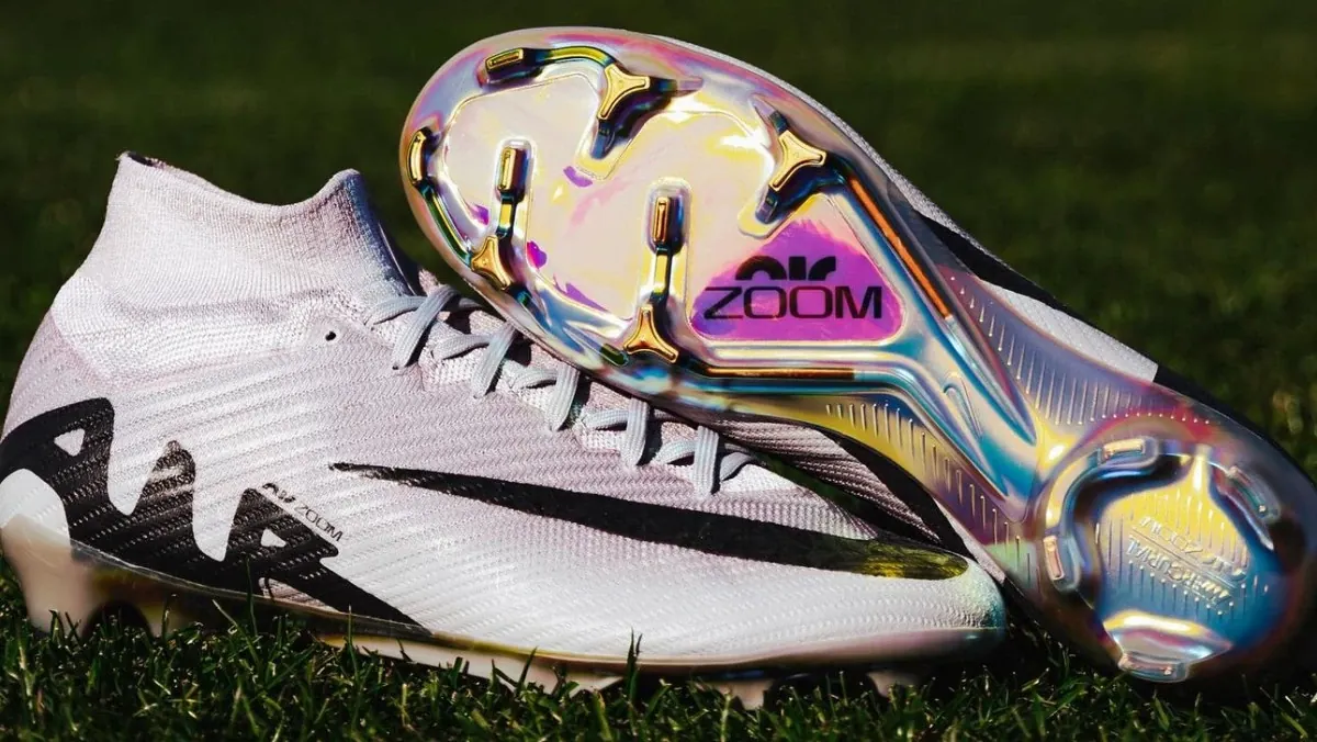 post card post-nike-rising-gem-pack-mercurialjpg3.webp