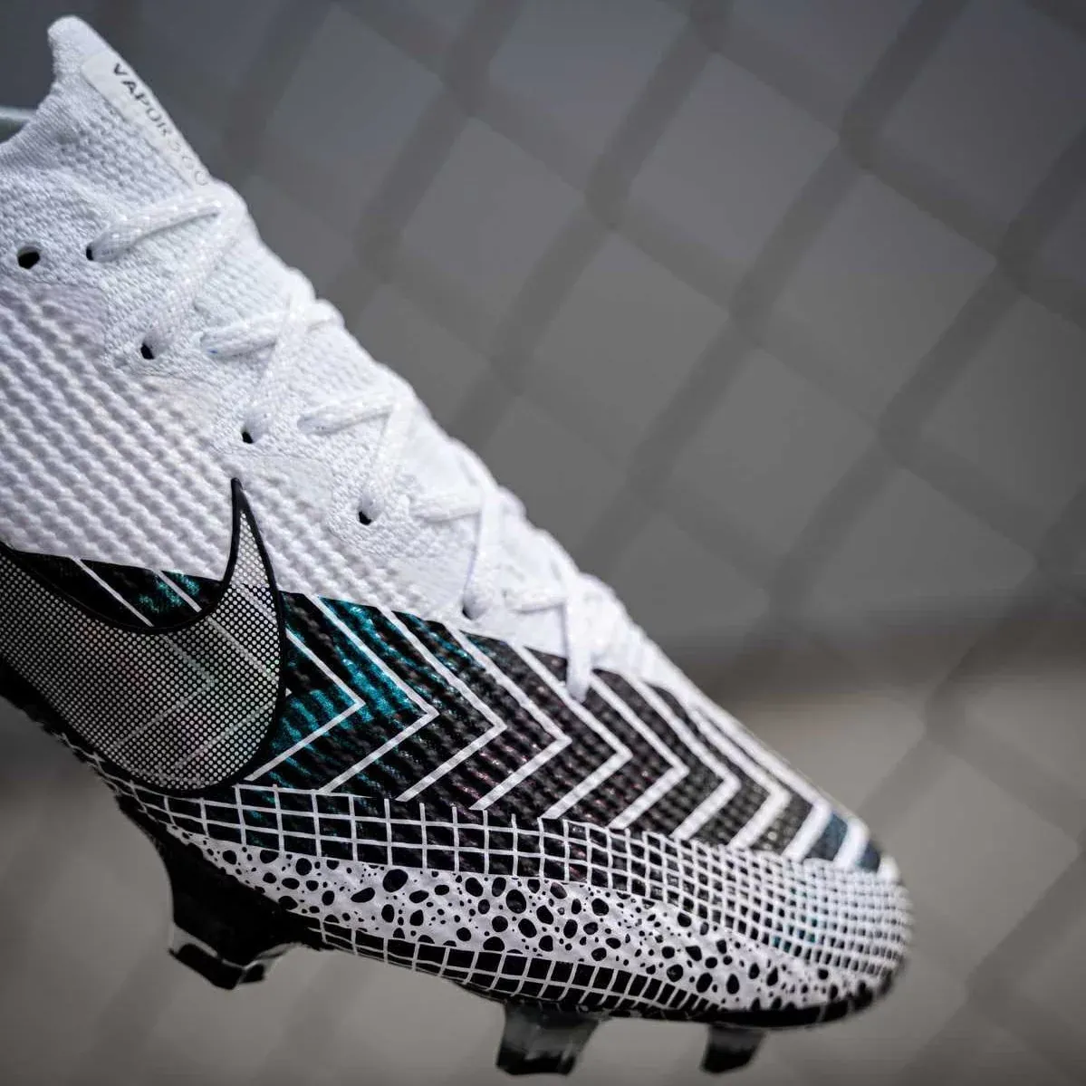 post card blogs-futbolemotion-portugal-nike-mercurial-mds-003-2.webp