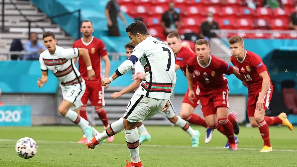 post card Loja online Fútbol Emotion Portugal - Blogs de futebol - Novas chuteiras exclusivas para Cristiano Ronaldo - Nike Mercurial Superfly Spark Positivity - 1.webp