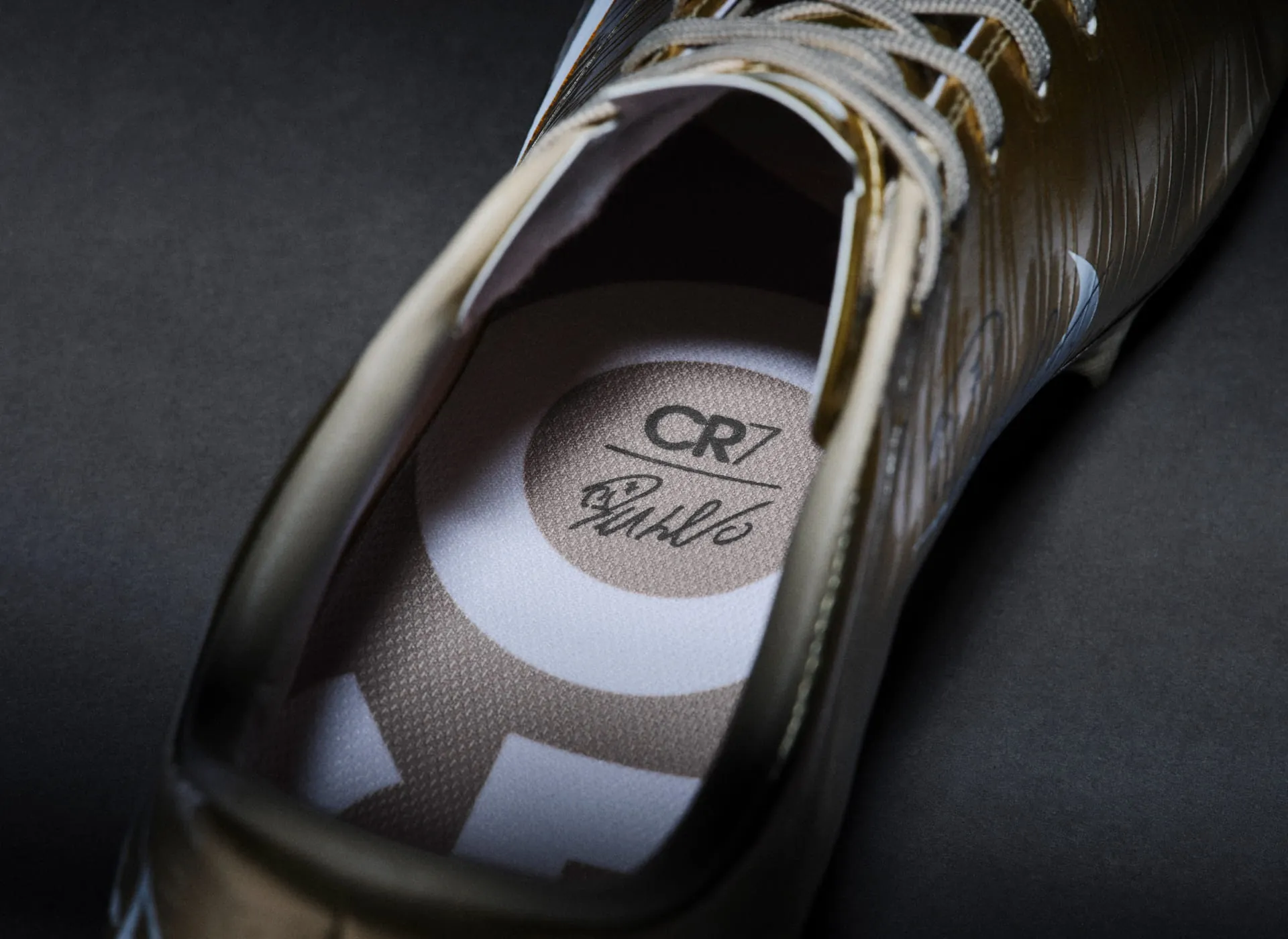 Cr7 3 (1)