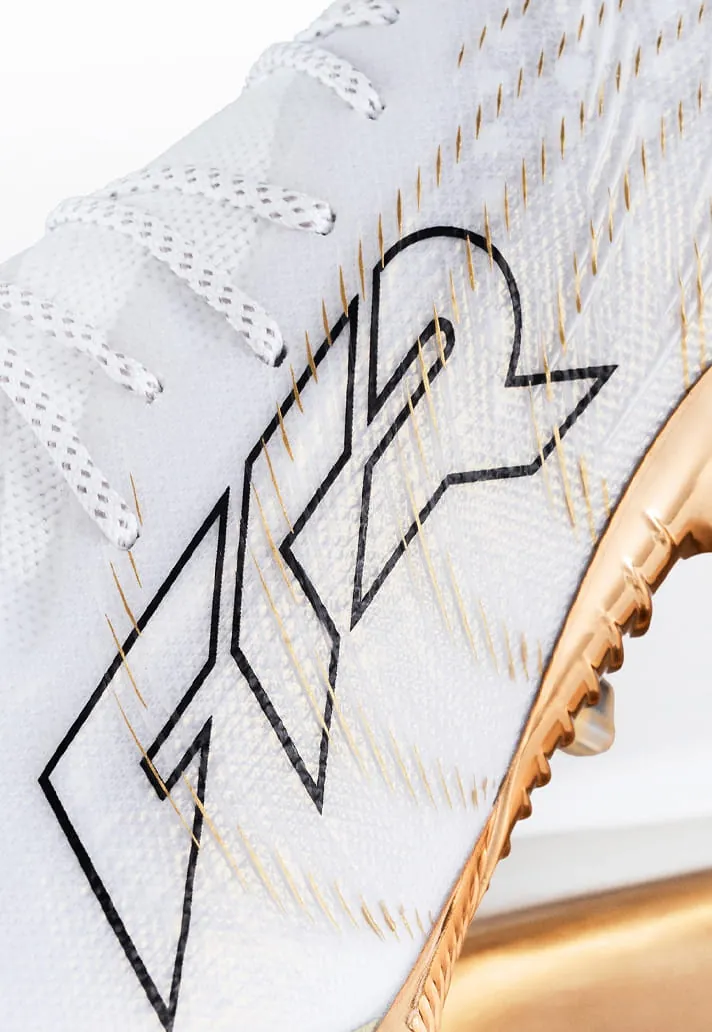 Puma White 13