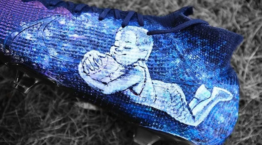 Kobe Bryant Custom “Dear Basketball” Tribute Boots